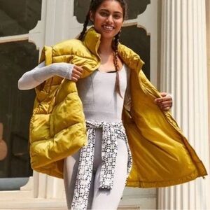 NWT FP Movement In a Bubble Puffer Vest in Sulfur Springs, Size Medium